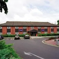 Travelodge Dublin Airport North 'Swords' מלון
