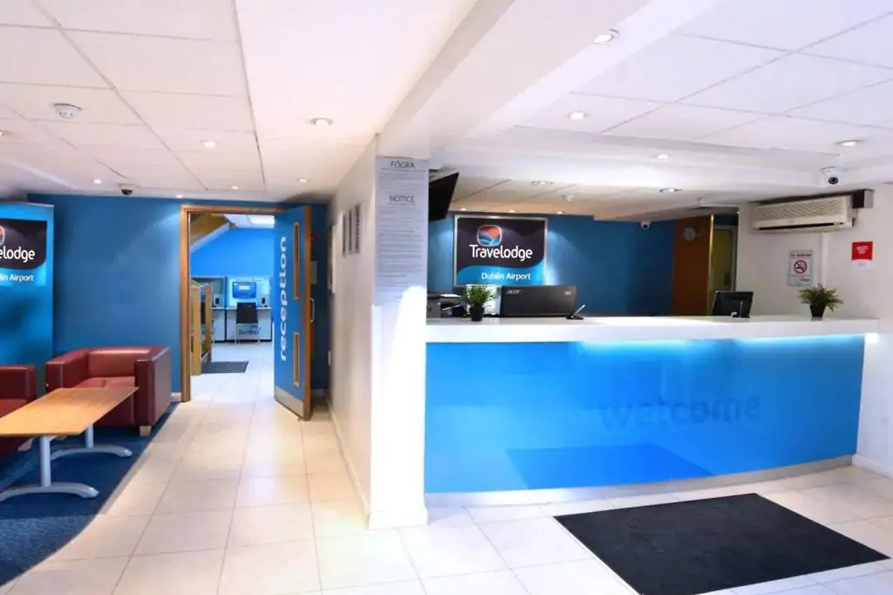 Travelodge Dublin Airport North 'Swords' 3*, סוורדס